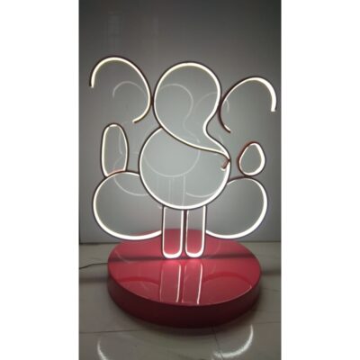 Remover of Obstacles Table Lamp
